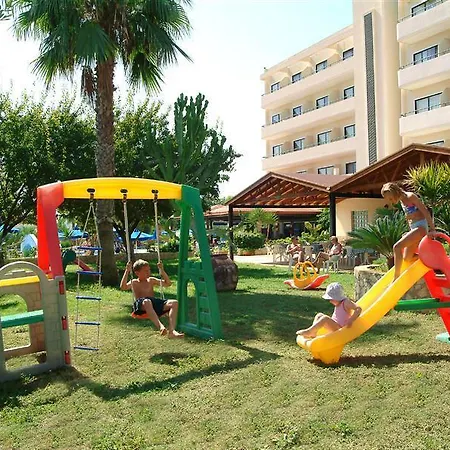 Atlantica Sancta Napa 아이아 나파